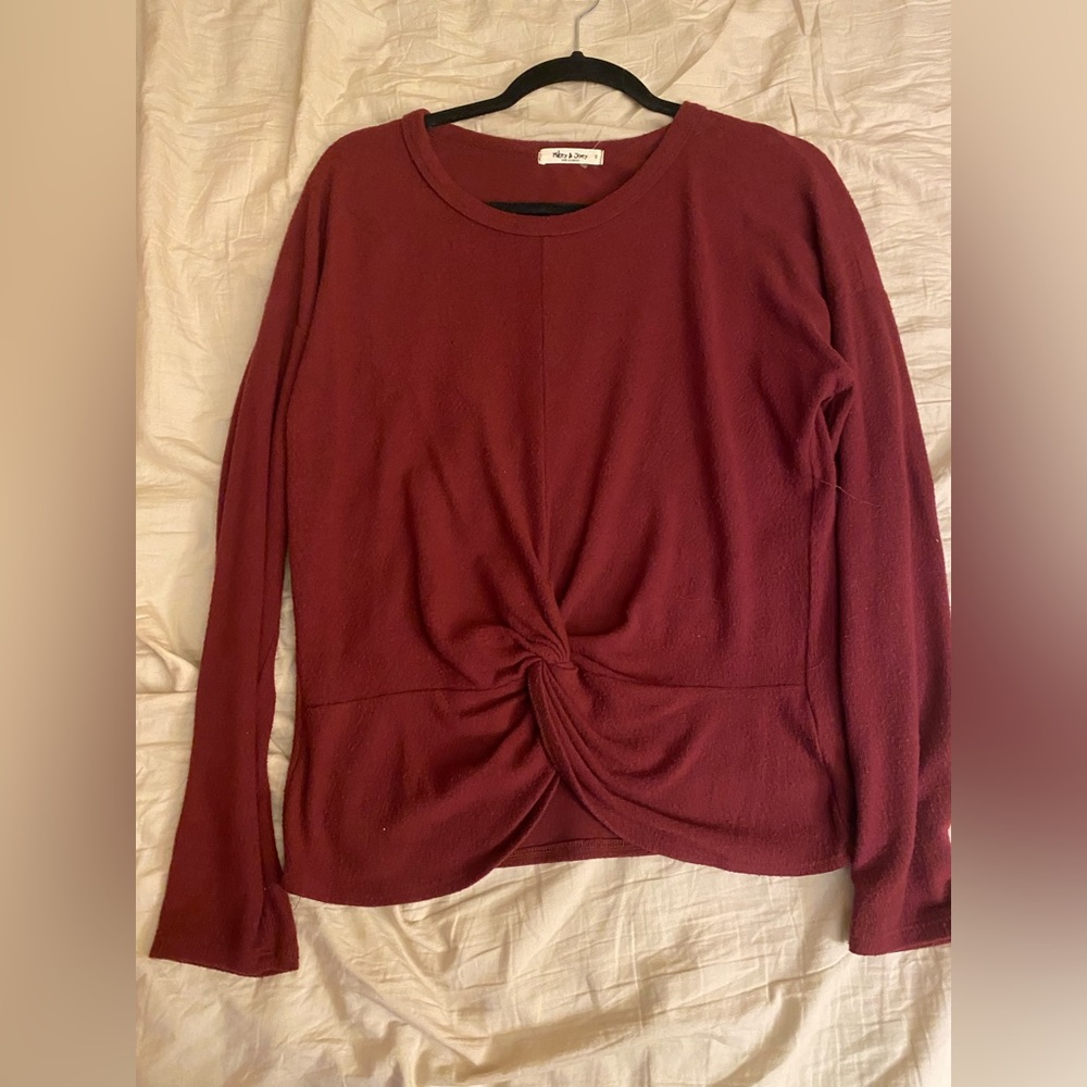 MIKE & JOEY KNOT SWEATER